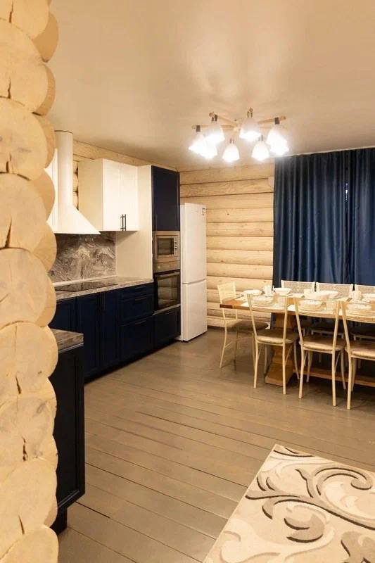 Кухня и столовая